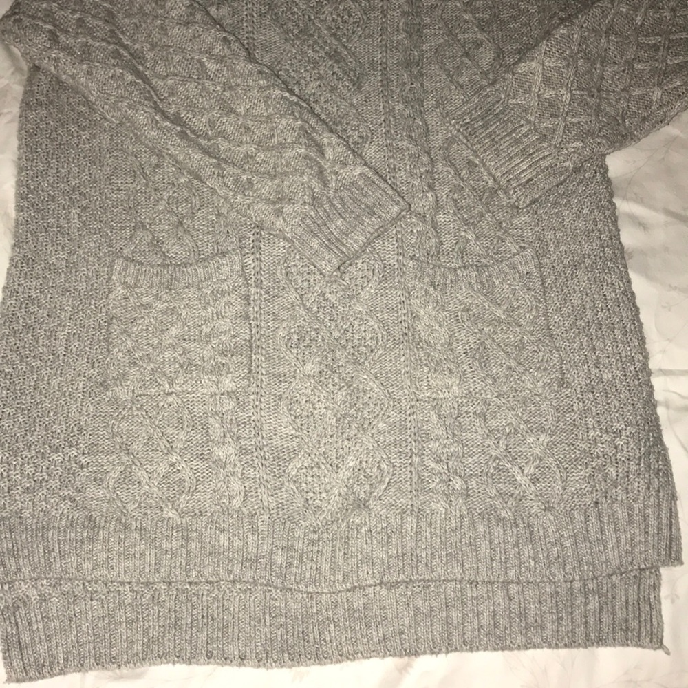 Sweater - Picture 2 of 4
